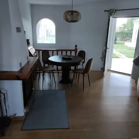 Semesterbostad Casa Teo: Between Sea & Mountains